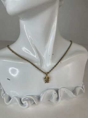 Nina Ricci Gold Leaf Pendant Necklace